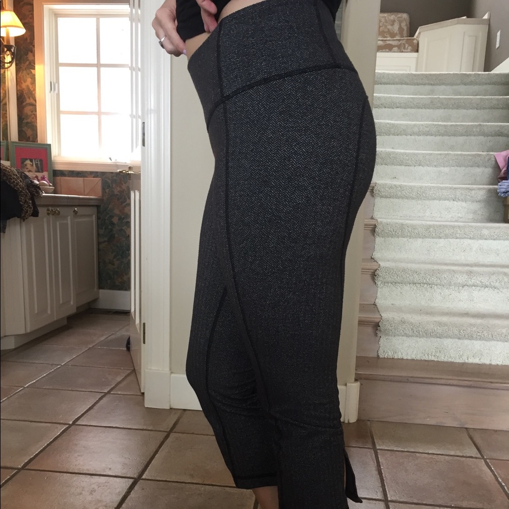 Grey Lululemon yoga pants